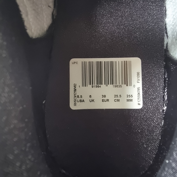 Reebok Silver Running Shoes - Picture 11 of 11